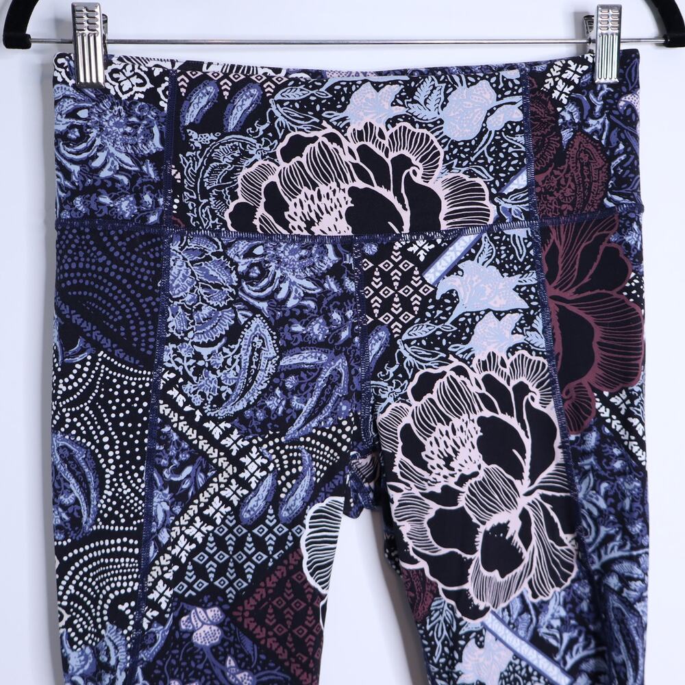 Athleta Patchwork Salutations 7/8 Legging Blue Mu… - image 4